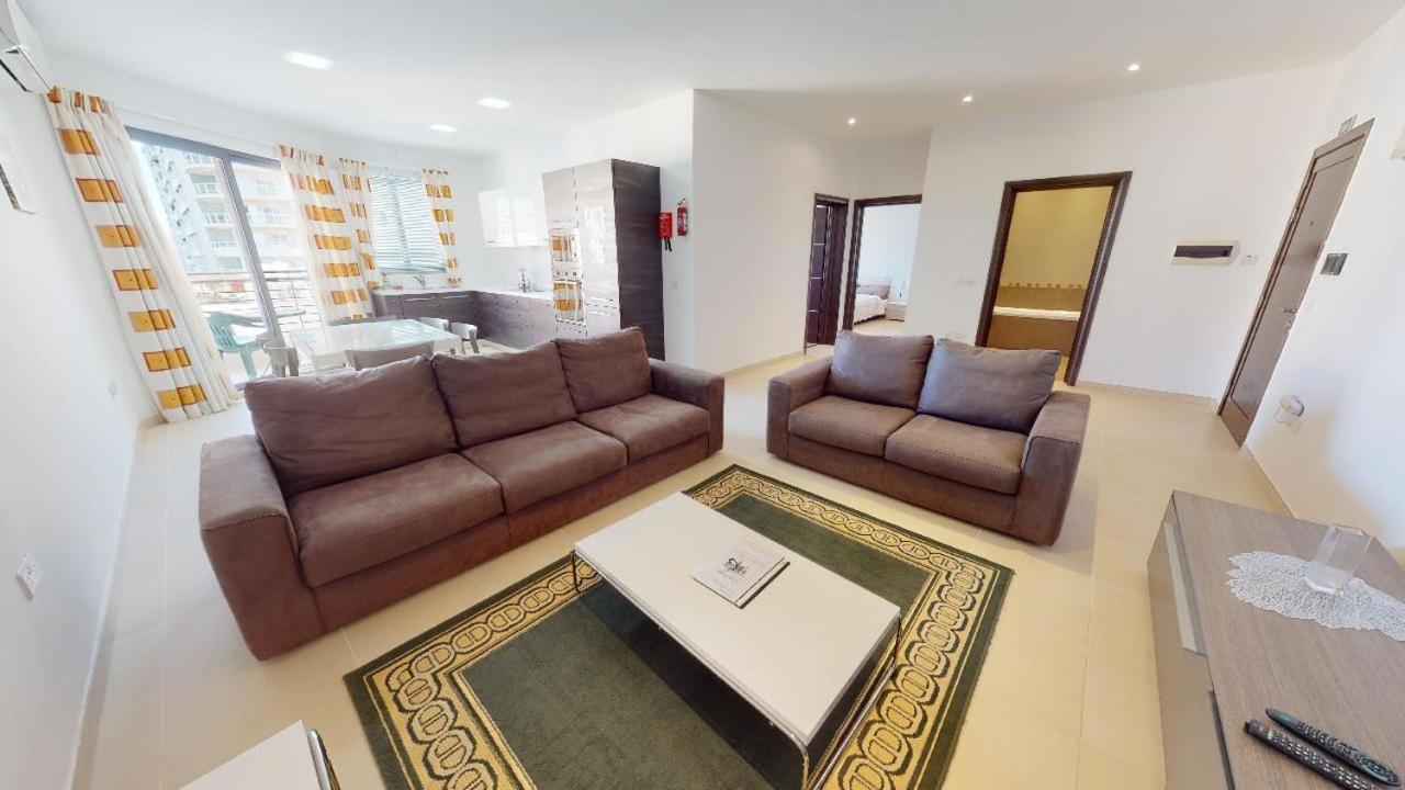 Spacious 2 Bedroom Apartment In Sliema Exterior foto